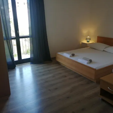 Гостевой дом Trim And