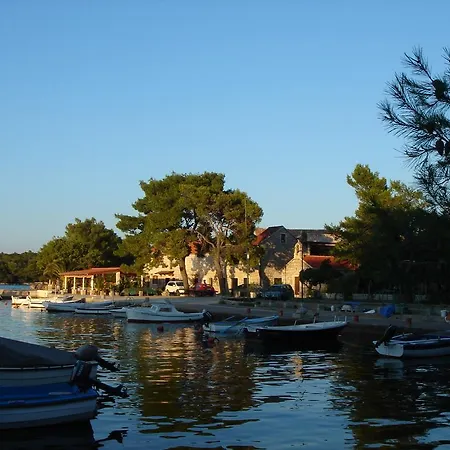 Trim And Гостевой дом 3*