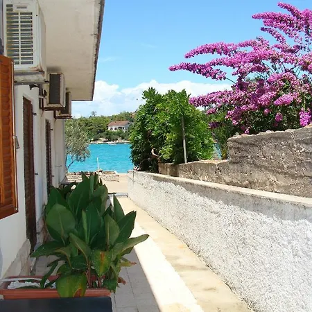 Konukevi Trim And Lovište