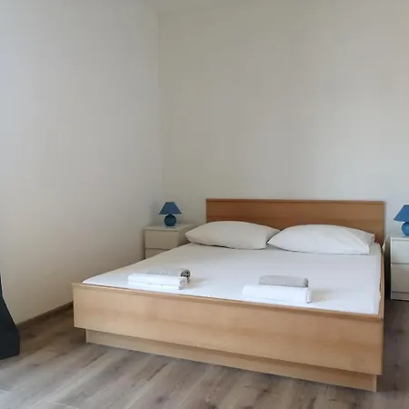 Trim And 3* Lovište